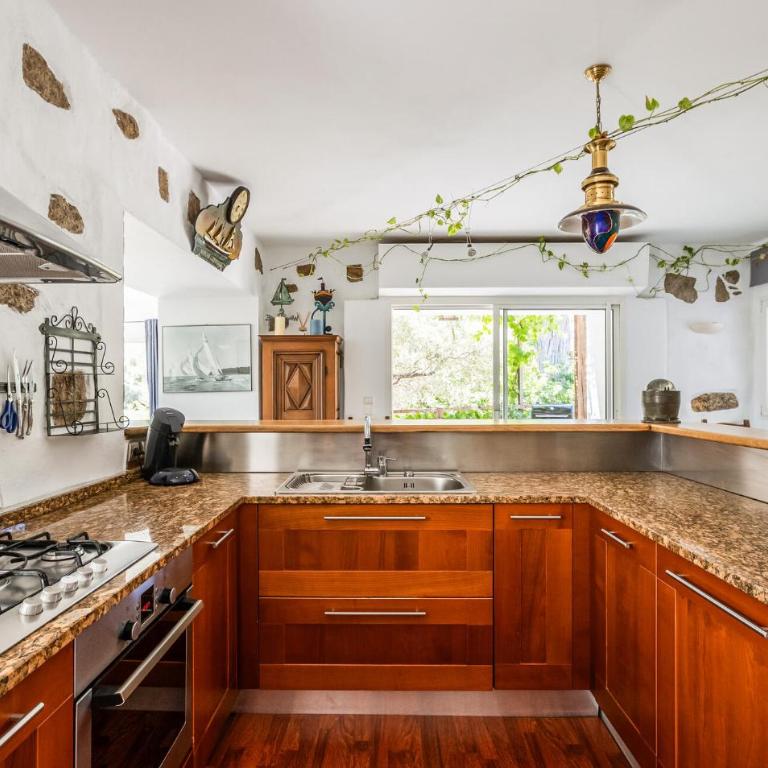 Gorgeous Home In Calvi - Maison de Vacances 3 Chambres - 9