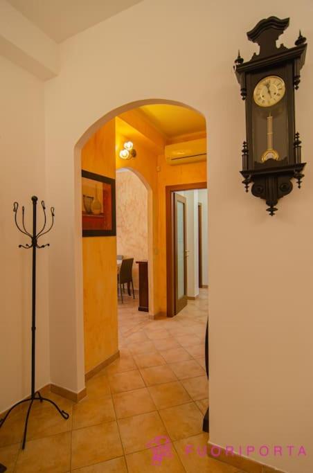 FuoriPorta Affitti Brevi - Emy House - Appartamento con 2 Camere da Letto - 21