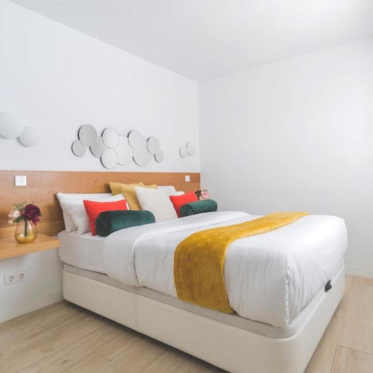 Location Location Location (F42) - Two-Bedroom Apartment - 29