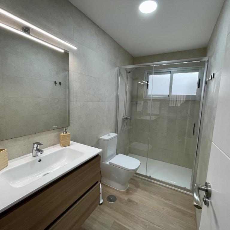 Deluxe Home Las Palmas - by Gestión Vacacional Canarias - Three-Bedroom Apartment - 9