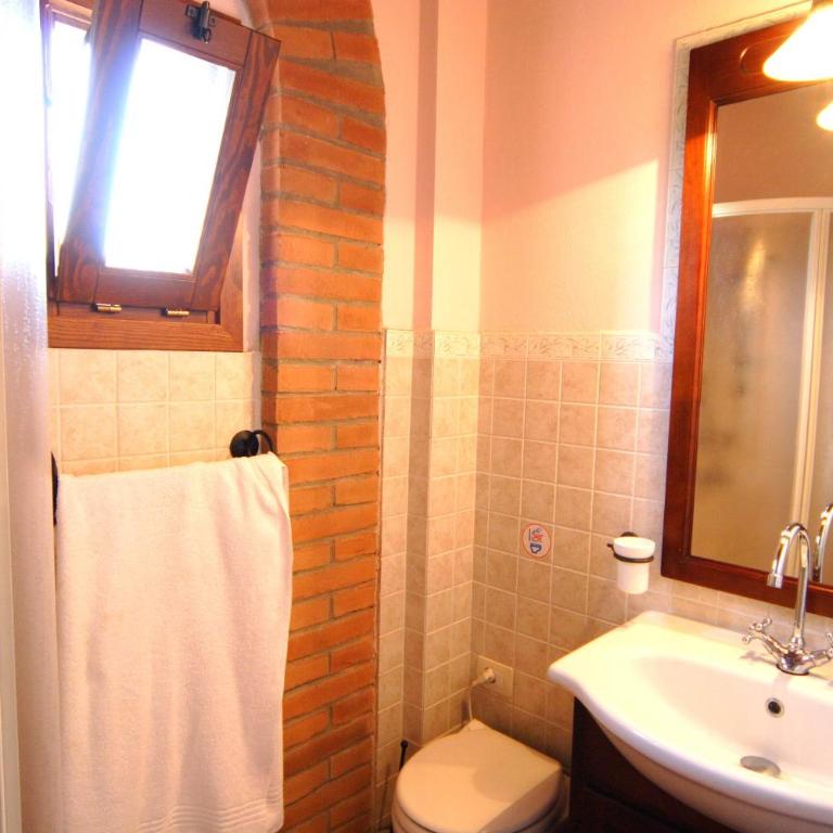 Villa Roseto Exclusive villa with swimming pool - Two-Bedroom Villa - 13