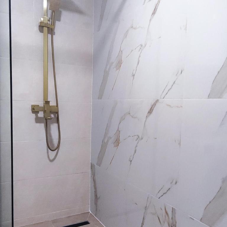 Design Apartment with Panoramic Views - Apartman sa 1 Spavaćom Sobom - 9
