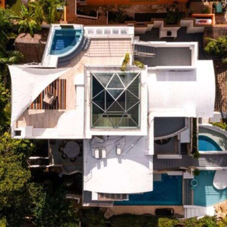 Luxury spacious 5 bedroom villa - Villa - 19