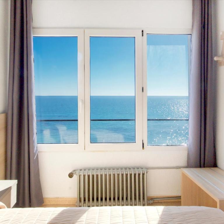 Hotel San Miguel - Habitación Doble con vistas al mar - 2 camas - 9