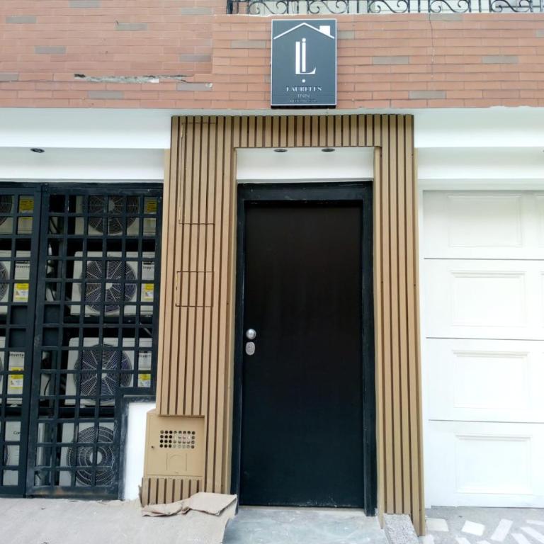 Laureles Inn - Double Room with Private Bathroom - 1