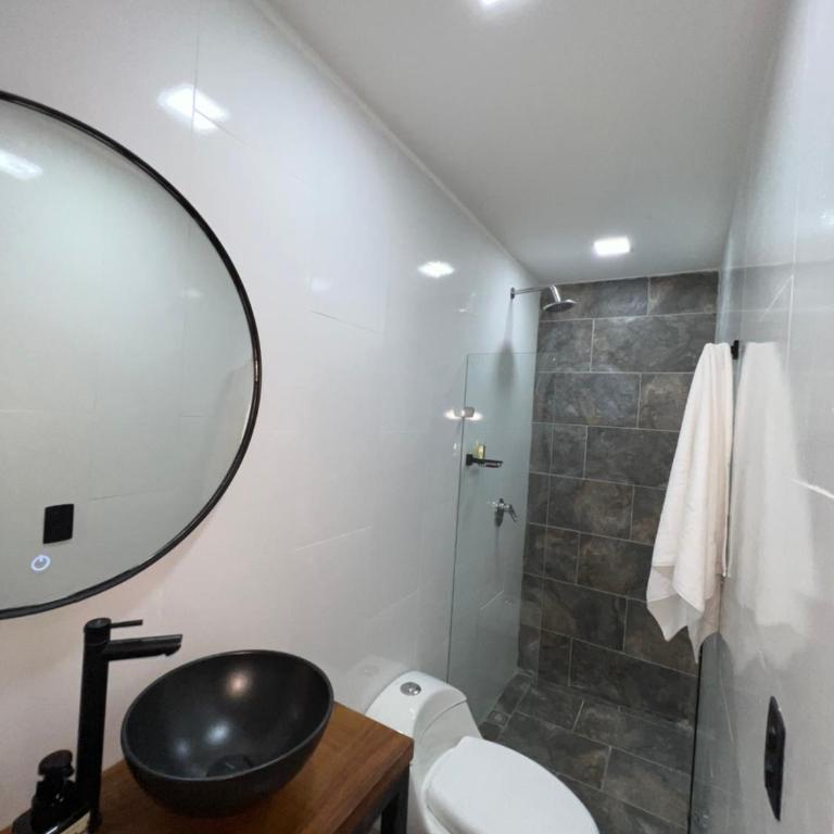 Laureles Inn - Double Room with Private Bathroom - 9