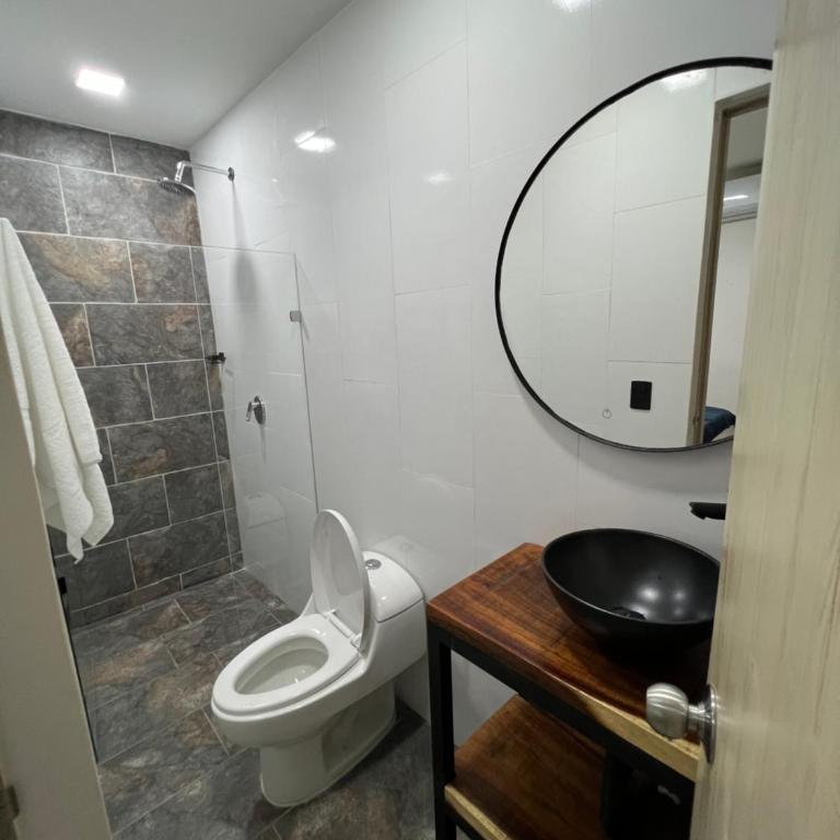 Laureles Inn - Double Room with Private Bathroom - 8