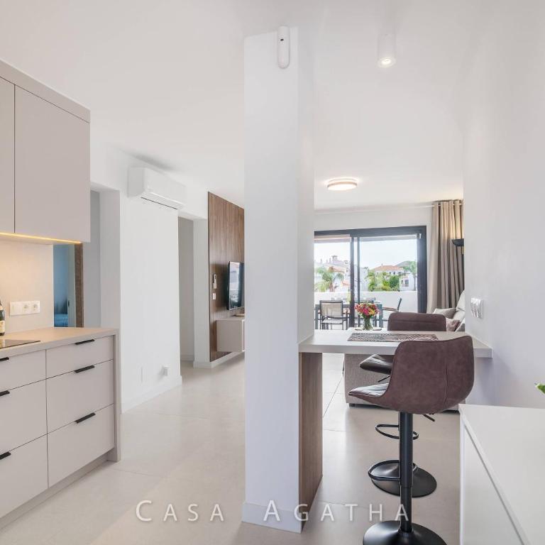 CASA AGATHA - 3 terraces, AC, tv channels, 2 bedrooms & bathrooms, heated pool - Apartamento de 2 dormitorios - 19