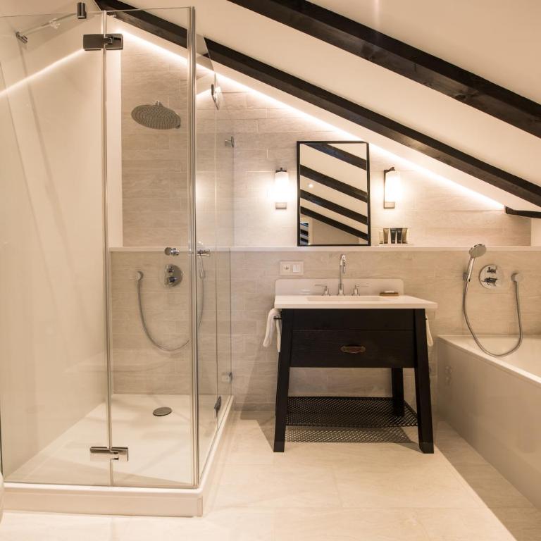 Wellness Hotel Alpenhof - Penthouse Deluxe Suite - 4