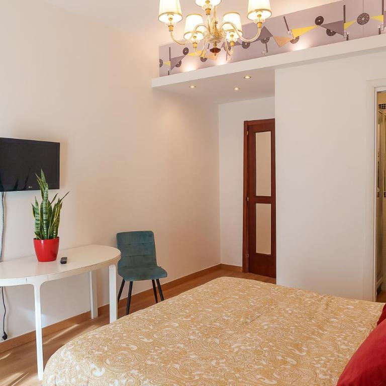 Via Prospero Petroni 9 - BARI STAZIONE - - Deluxe Double Room with Balcony - 5