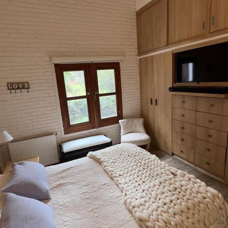 Casa Camelot - Six-Bedroom House - 41