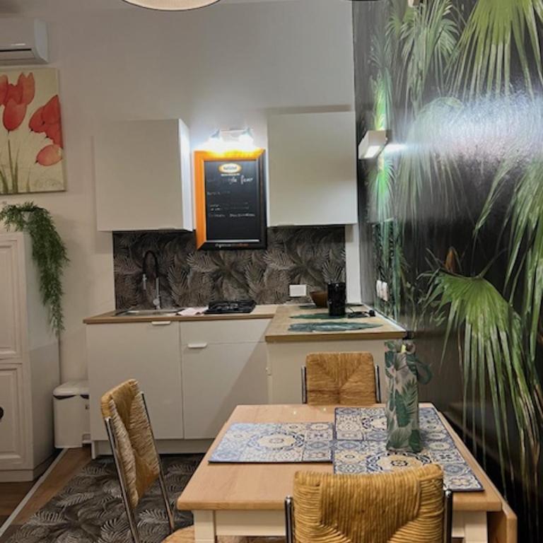 Jungle Fever - Two-Bedroom Apartment - 12