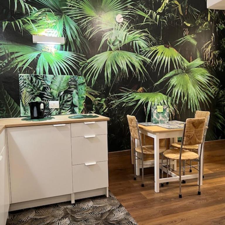 Jungle Fever - Two-Bedroom Apartment - 16