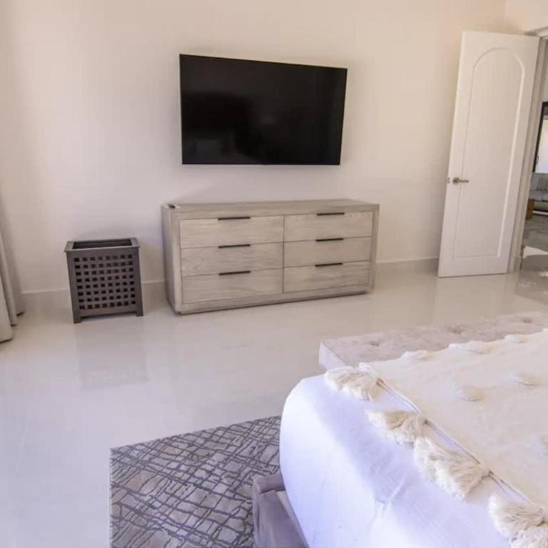 5 Bedroom Golf Villa 42 Diamante - Villa - 12