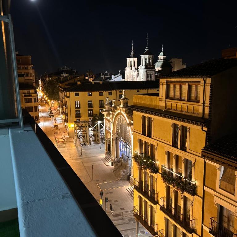 Atico con vistas al Mercado Central Opcion de parking - One-Bedroom Apartment - 1