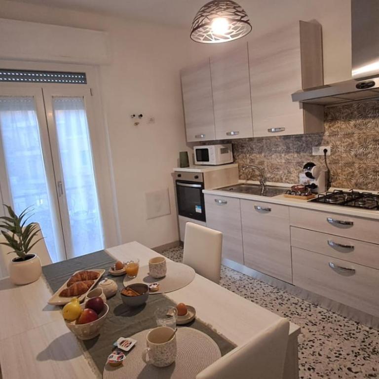GioMarì House - Appartamento con 2 Camere da Letto - 3