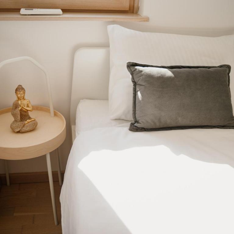 Montehome - One-Bedroom Apartment - 35