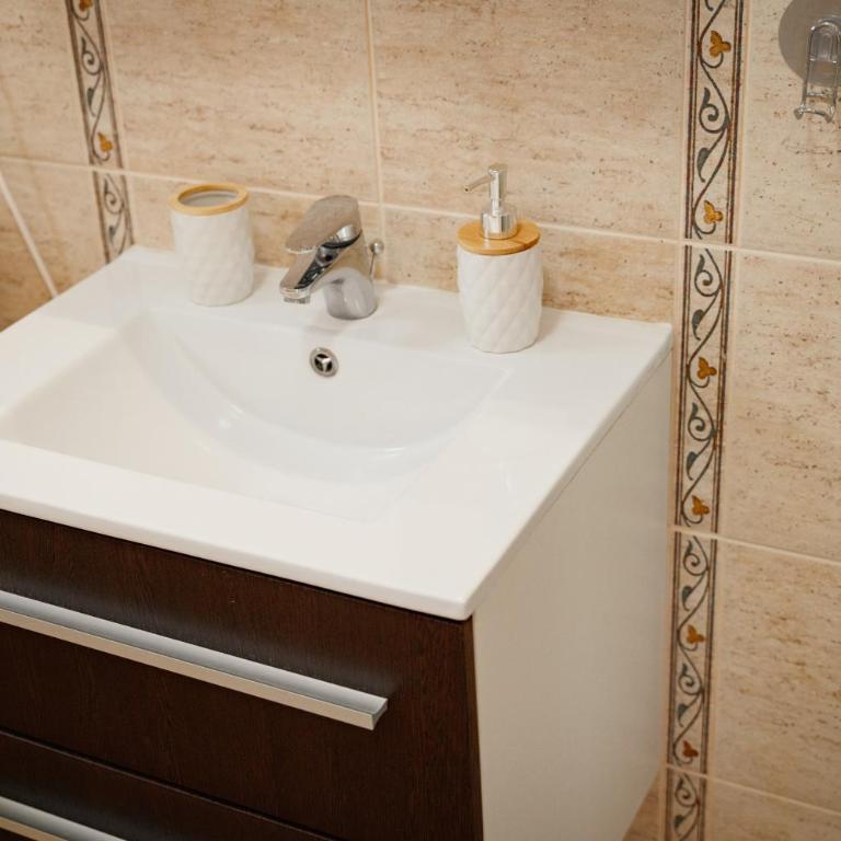 Montehome - One-Bedroom Apartment - 37