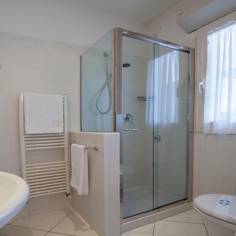 Hotel Gala - Standard Single Room - 3