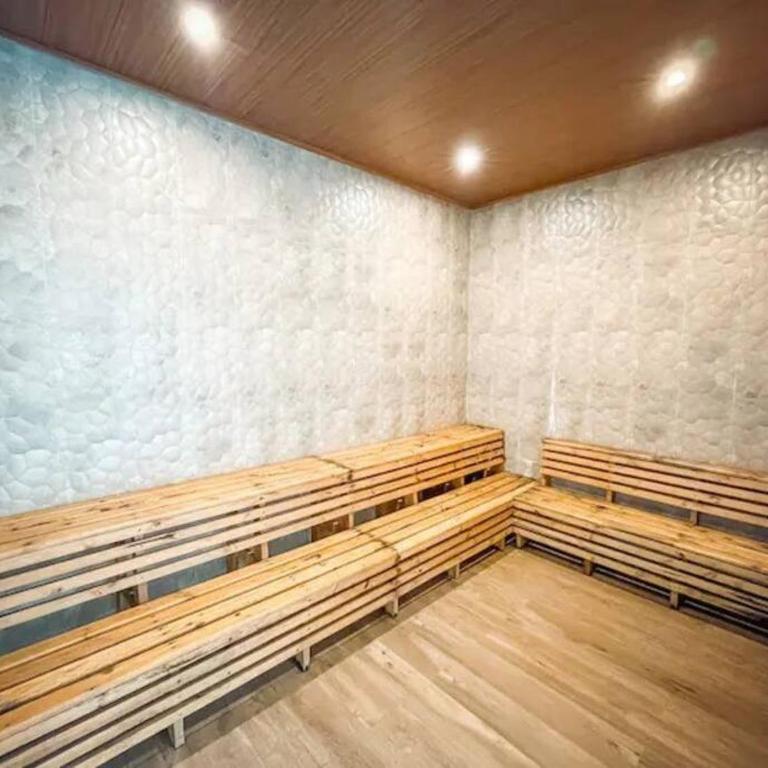 Comodo y equipado departamento en la Av Juan de la Rosa - One-Bedroom Apartment - 7