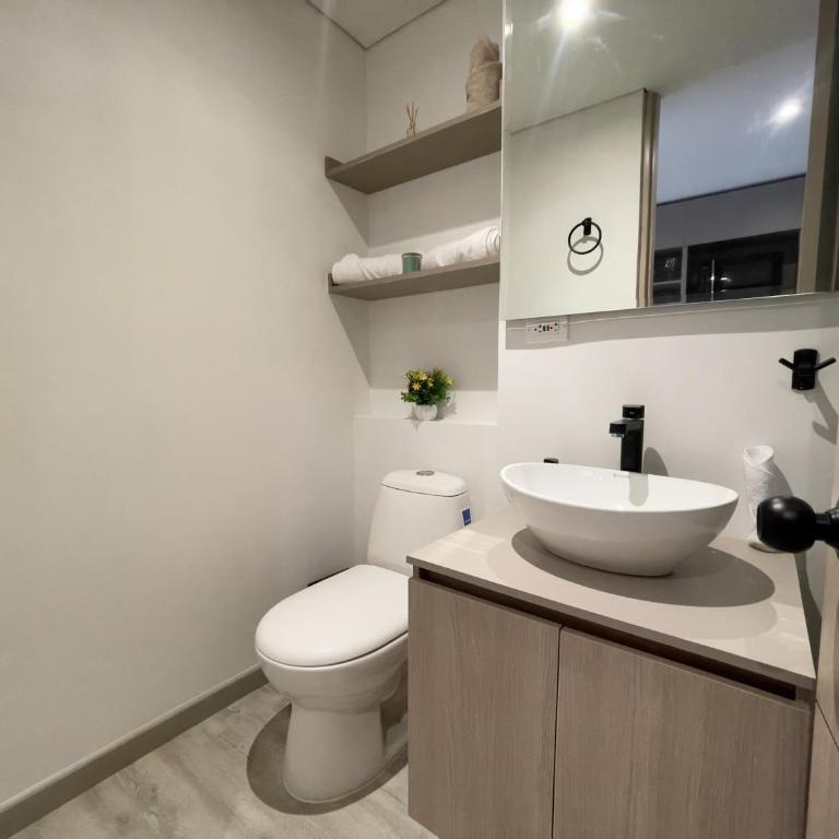Nuevo Hermoso y Confortable Loft en Bogotá cerca aeropuerto, Embajada Americana, Corferias, Agora - Apartamento de 1 dormitorio - 15
