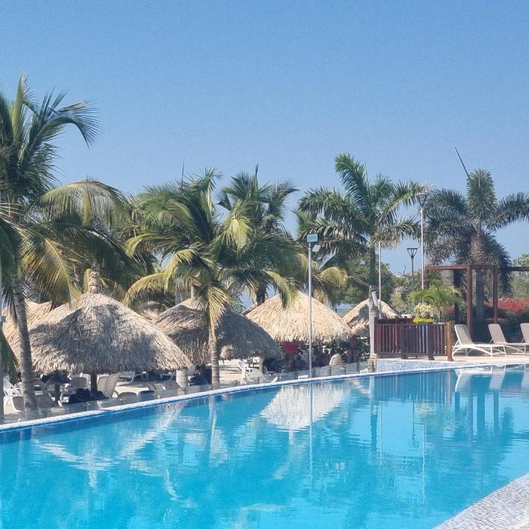 PENTHOUSE DE LUJO CON PLAYA PRIVADA en Pozos Clorados - Three-Bedroom Apartment - 29