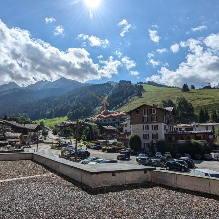 Petit studio à 250 m des pistes avec balcon au centre de La Clusaz - FR-1-459-233 - Monolocale - 10