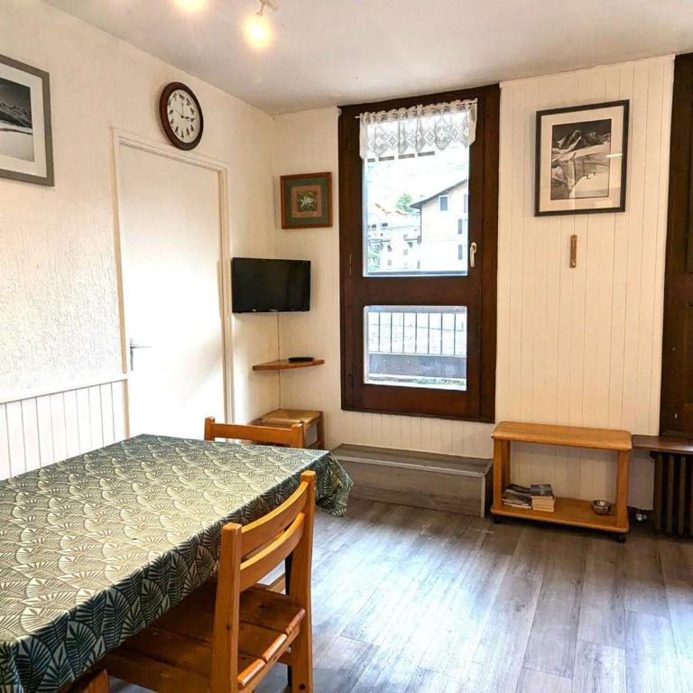 Appartement 1 chambre centre village, proche Bossonnet - FR-1-459-232 - Appartement - 7