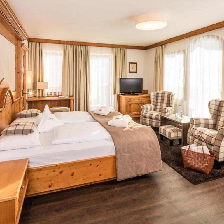 Savoy Dolomites Luxury & Spa Hotel - Camera Matrimoniale Superior - 1