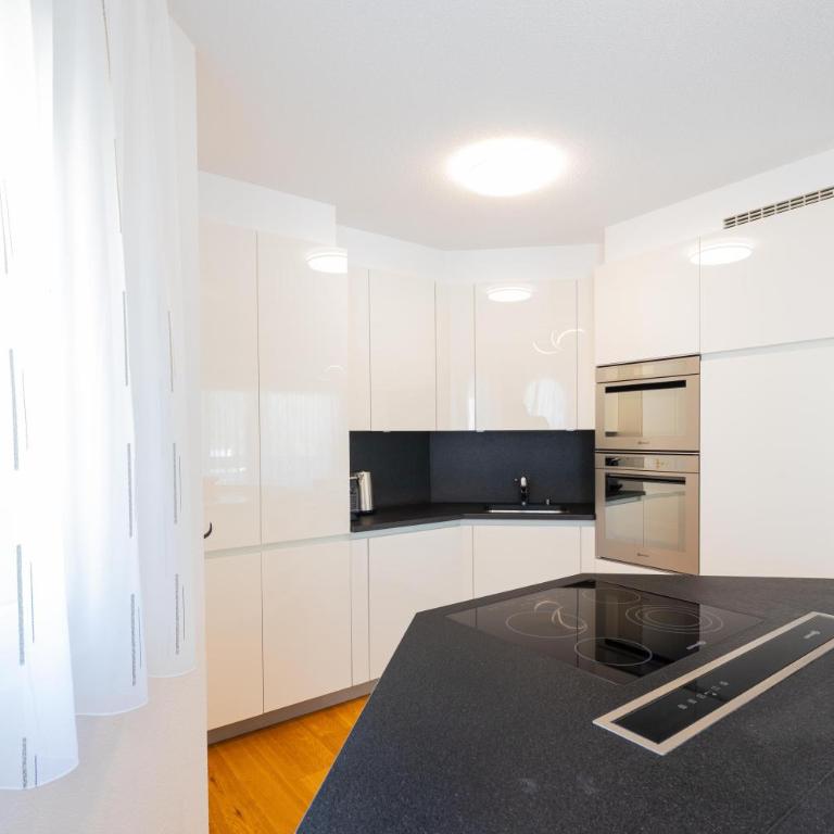 Apartments Residenz Iris - Appartamento Deluxe con 4 Camere da Letto - 5