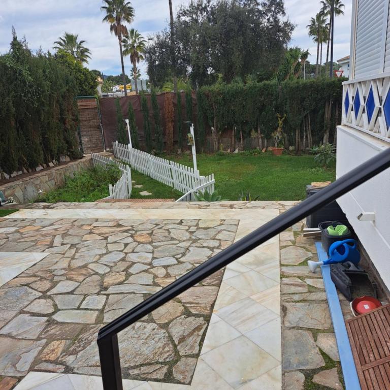 Apartamento con jardín y piscina Pet friendly - Apartamento de 1 dormitorio con jardín - 32