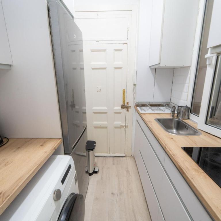 Alojamiento cerca del Bernabeu - Two-Bedroom Apartment - 8
