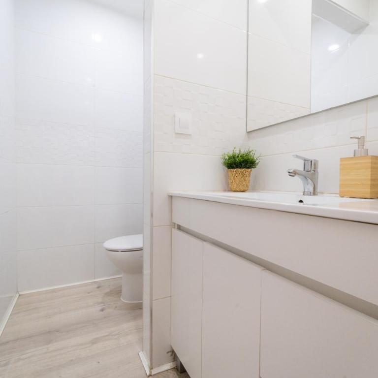 Alojamiento cerca del Bernabeu - Two-Bedroom Apartment - 15