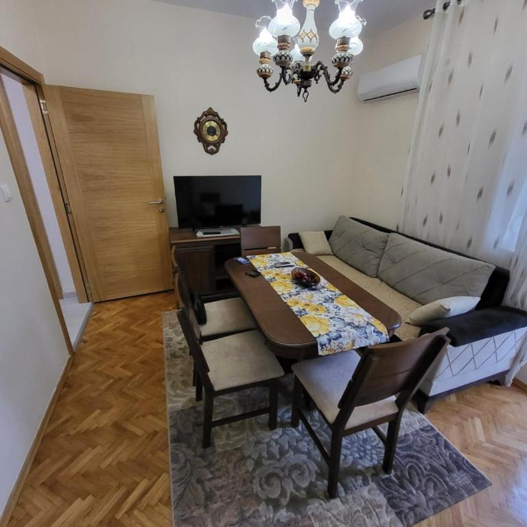 Centre Podgorica apartment - One-Bedroom Apartment - 3