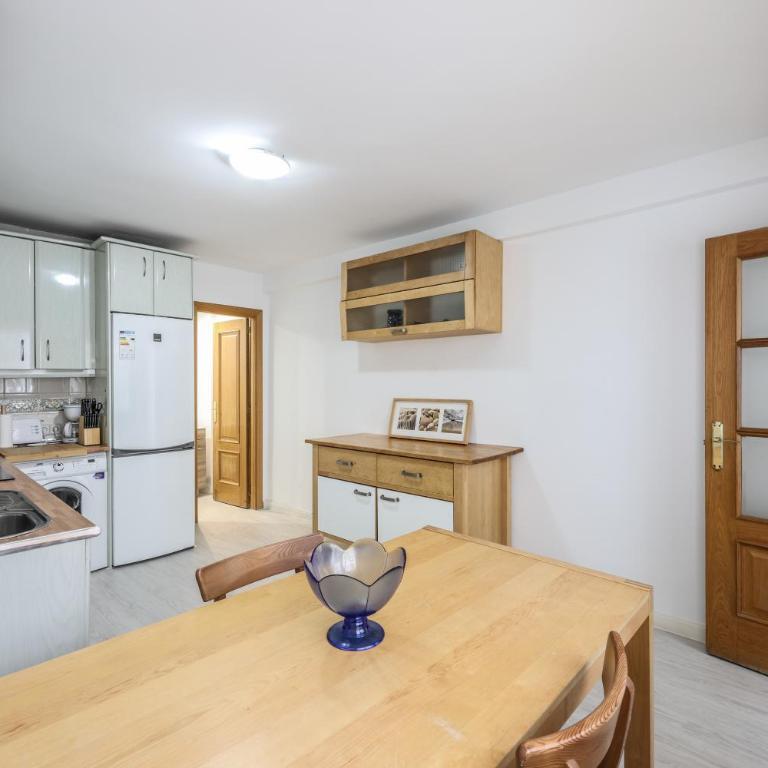GranVia Garden Boutique Apartments - Apartamento de 2 dormitorios con terraza - 4