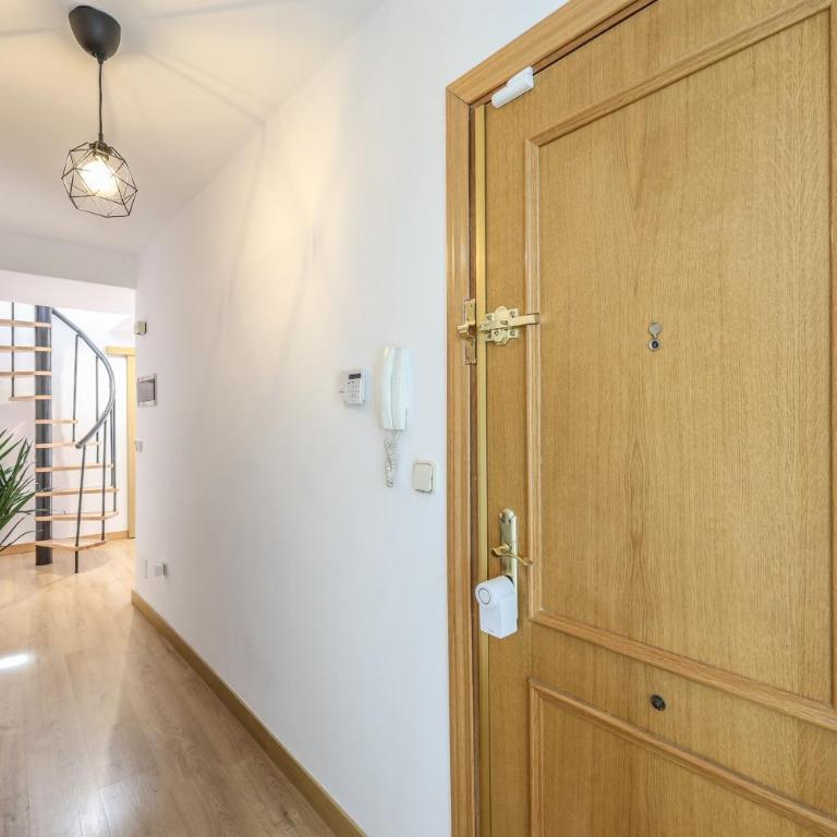 GranVia Garden Boutique Apartments - Apartamento de 2 dormitorios con terraza - 34