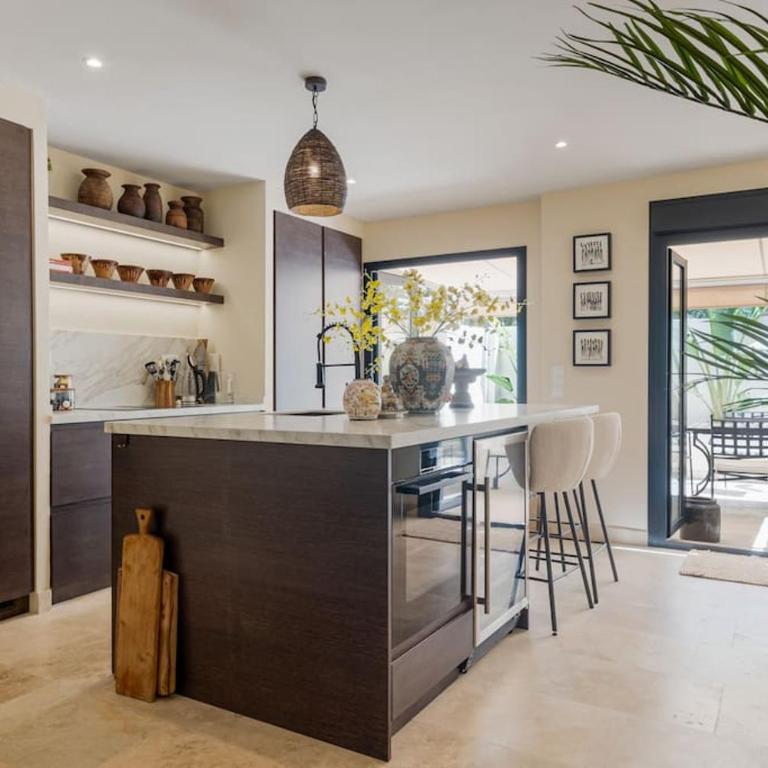 Costabella Townhouse Ref #82 - Three-Bedroom Apartment - 1