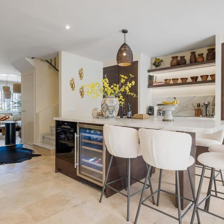 Costabella Townhouse Ref #82 - Three-Bedroom Apartment - 25