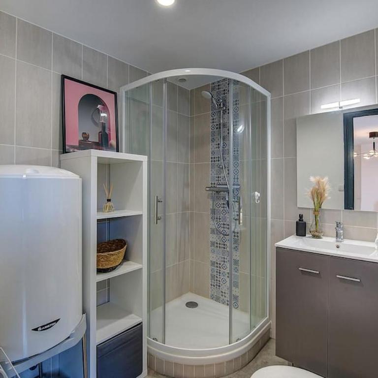 Grand Appartement - Proche Bord de Loire - Wifi - Appartamento con 2 Camere da Letto - 9