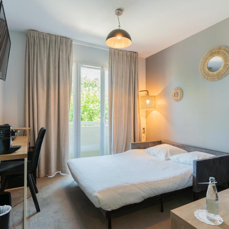 Best Western Hôtel Garden and Spa - Chambre Familiale avec Canapé-Lit - Non-Fumeurs - 9