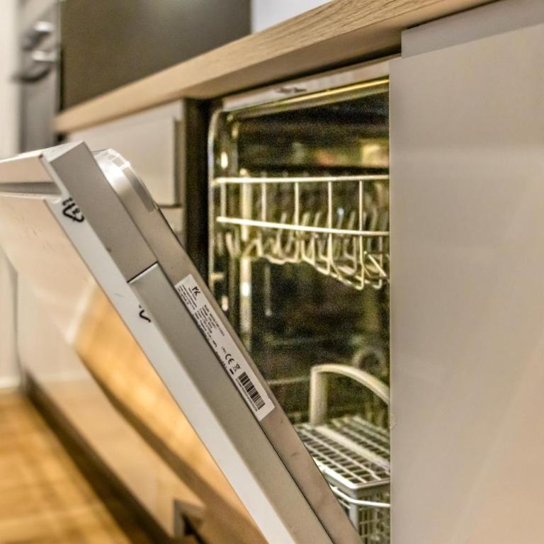 Charming Home-DuomoTv - Appartamento con 2 Camere da Letto - 11