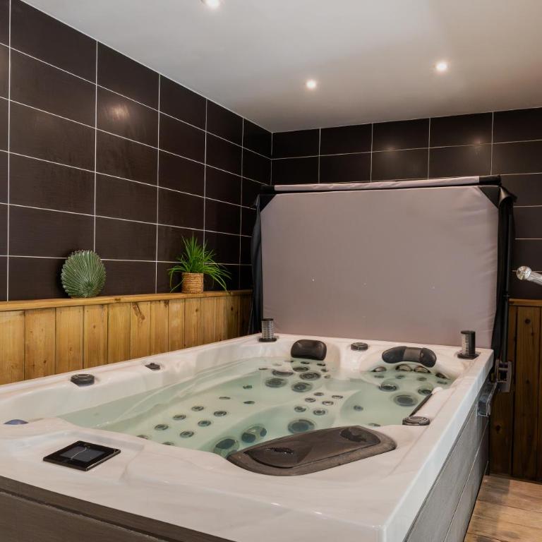 Best Western Hôtel Garden and Spa - Chambre Double avec Accès au Spa - 10