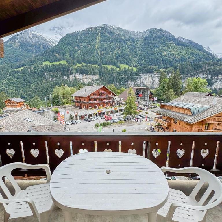 Cœur de Champéry, terrasse & près des remontées ! - Appartement avec Vue et Balcon - 12