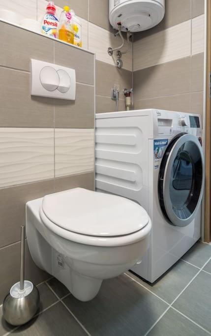 Tokio Apartment - One-Bedroom Apartment - 19