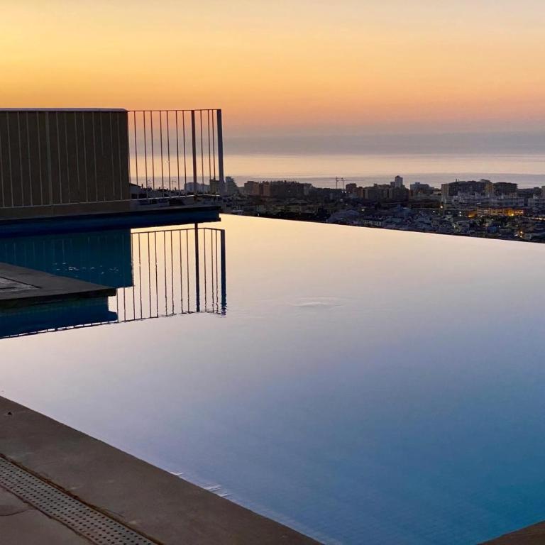 Spacious villa with great views! - Villa - 50