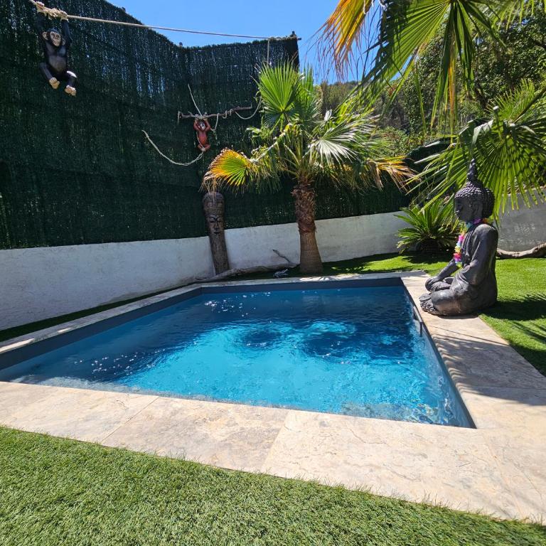Ô Balinais mini villa avec spa et piscine chauffée privative Marseille - Suite Lit Queen-Size - Vue sur Piscine - 14