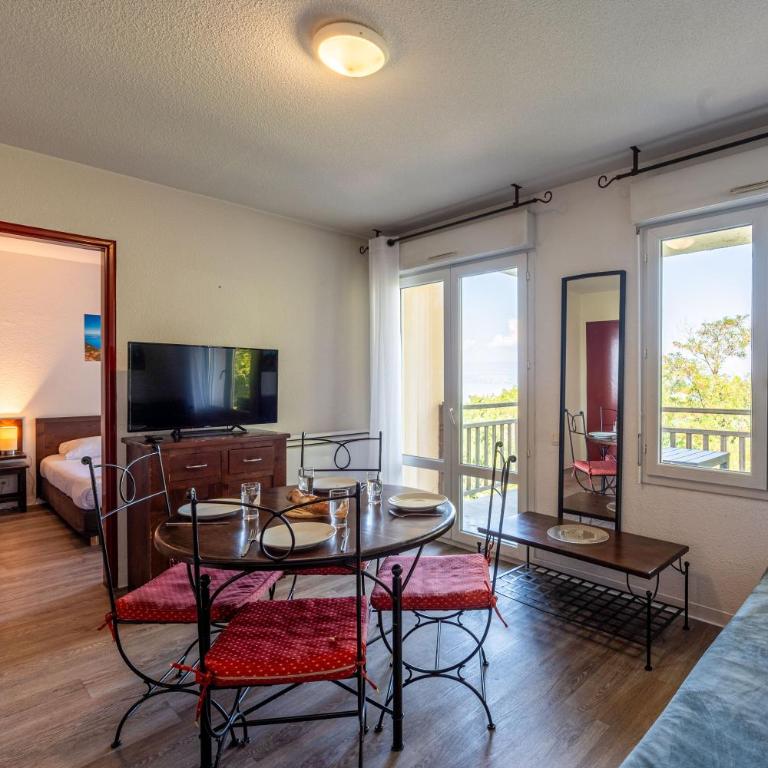 Zenitude Les Terrasses du Lac, Ascend Collection - Appartement 1 Chambre - Vue sur Lac - 6