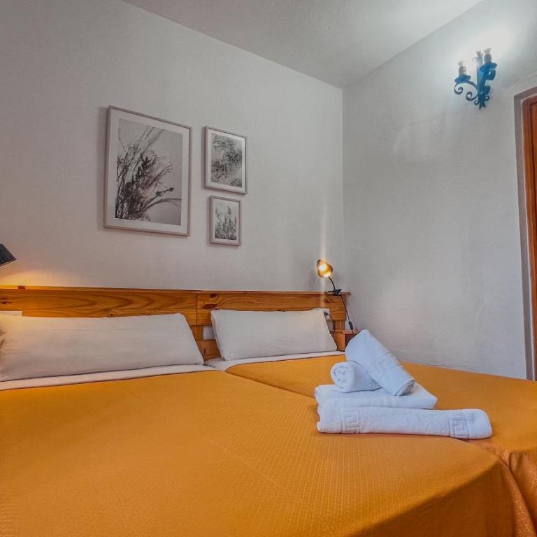 La Tortuga Lodging Rooms - Habitación Doble con baño privado - 2 camas - 6