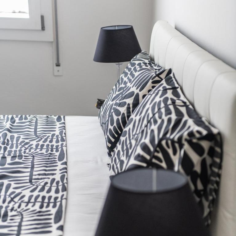 Morgana guarda il canale - CENTRO STORICO - FINESTRELLA -INDIPENDENZA - PIAZZA 8 AGOSTO - STAZIONE CENTRALE - Two-Bedroom Apartment - 3
