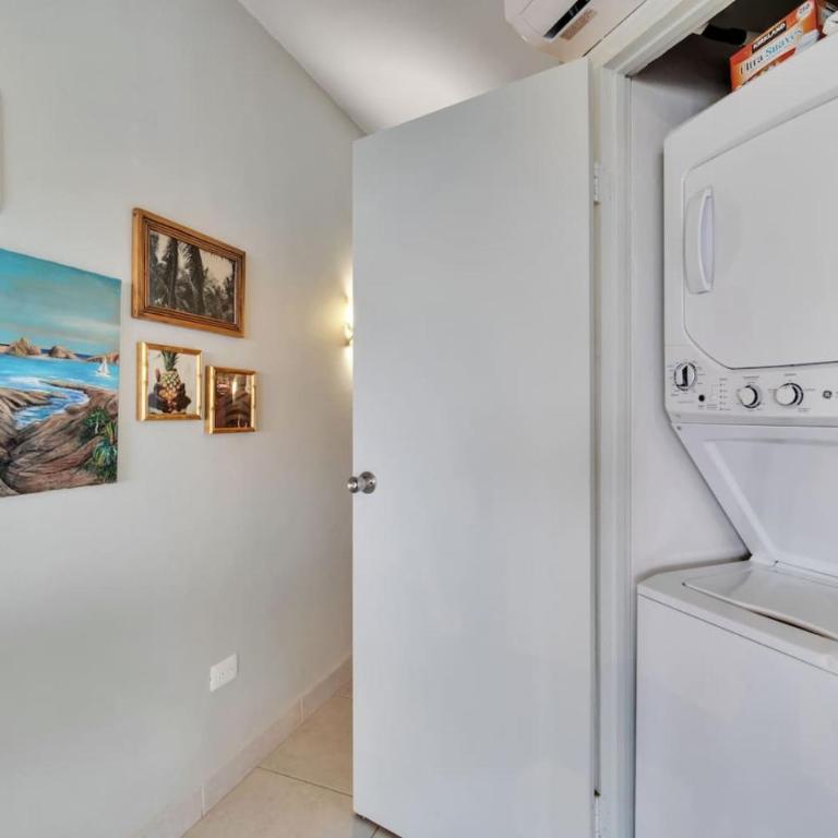 1BD-1BA Costa Azul Beachfront - Apartamento - 11